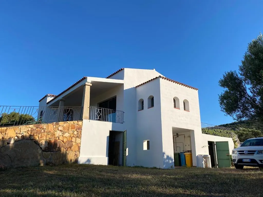 Holiday home La Casa Della Tartaruga Villa San Pantaleo Italy