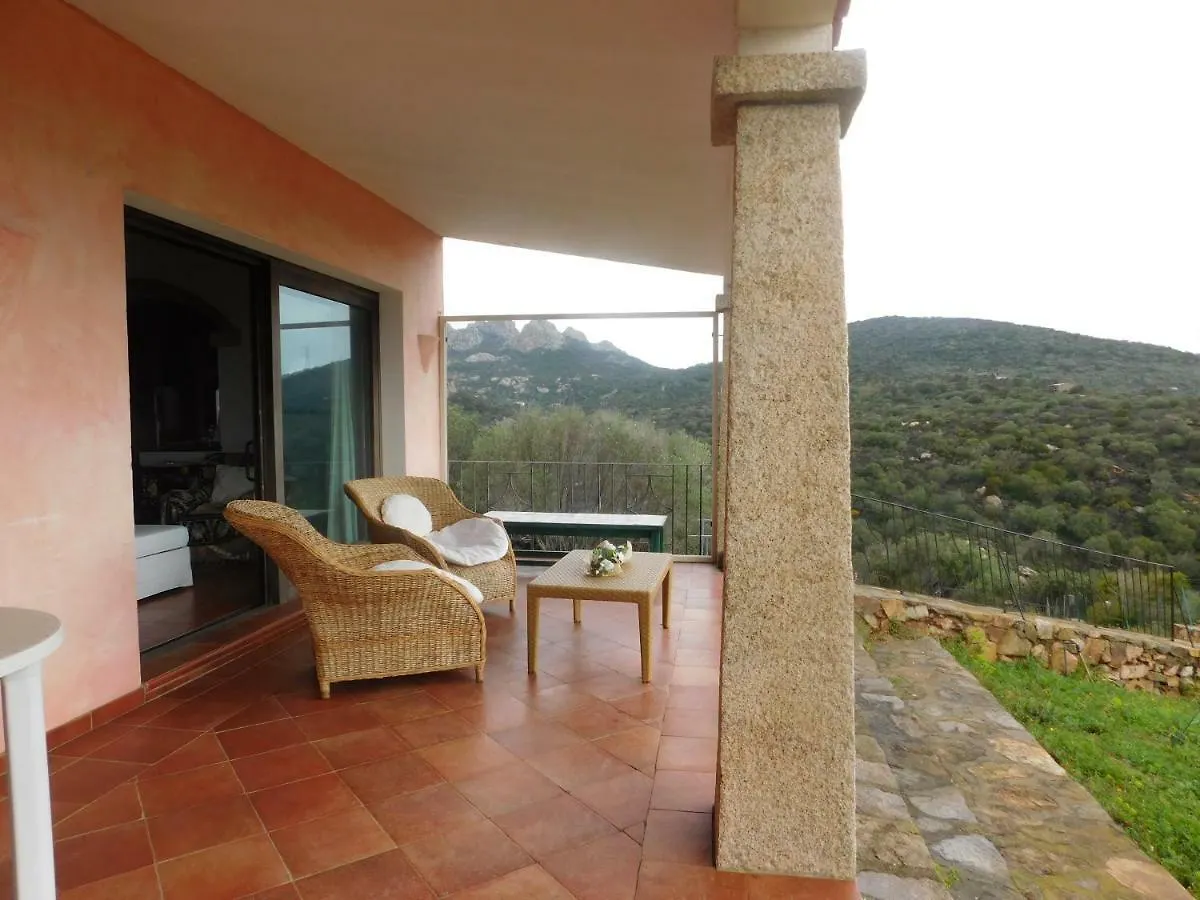 Holiday home La Casa Della Tartaruga Villa San Pantaleo Italy