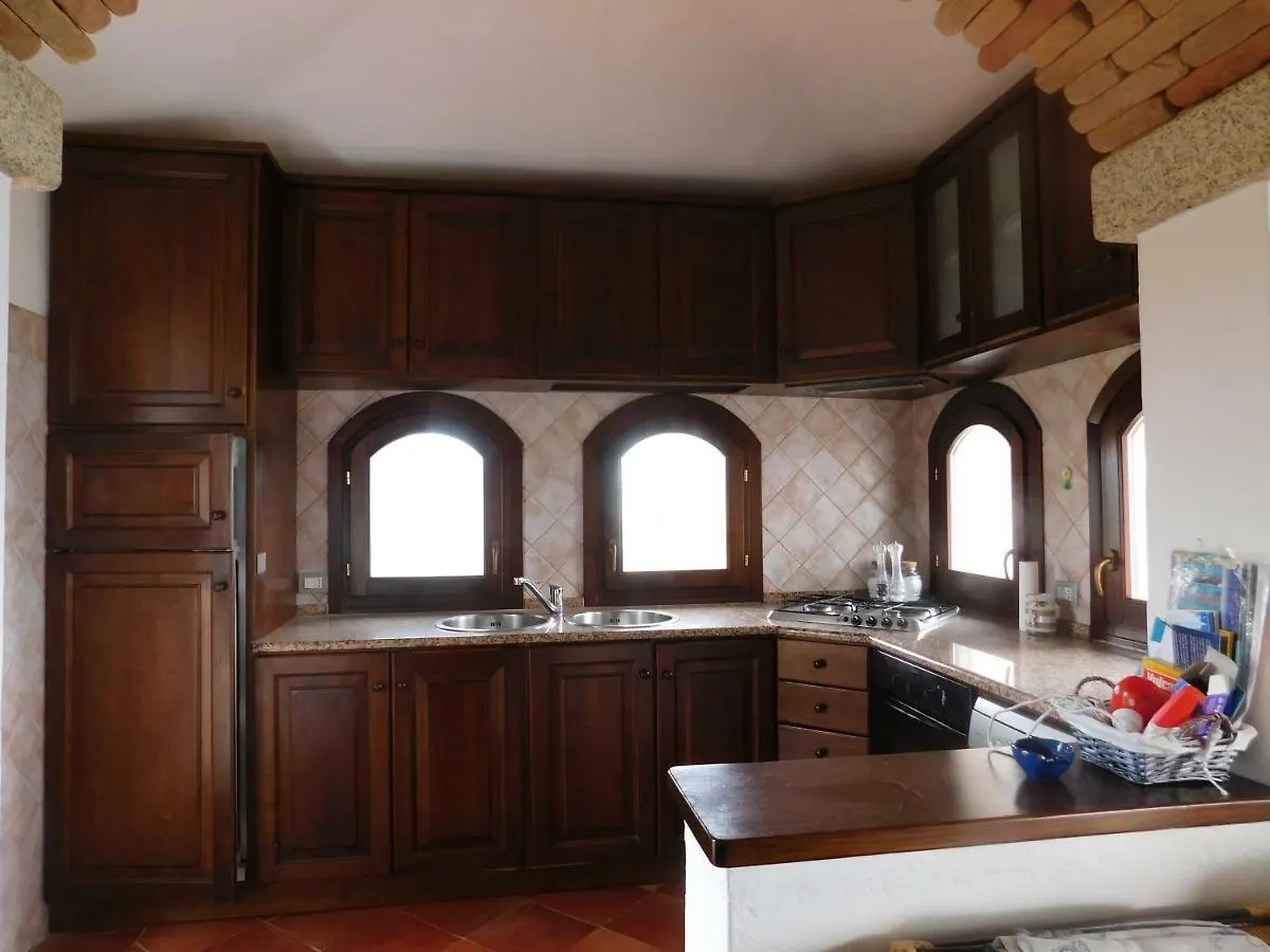 La Casa Della Tartaruga Villa San Pantaleo Holiday home