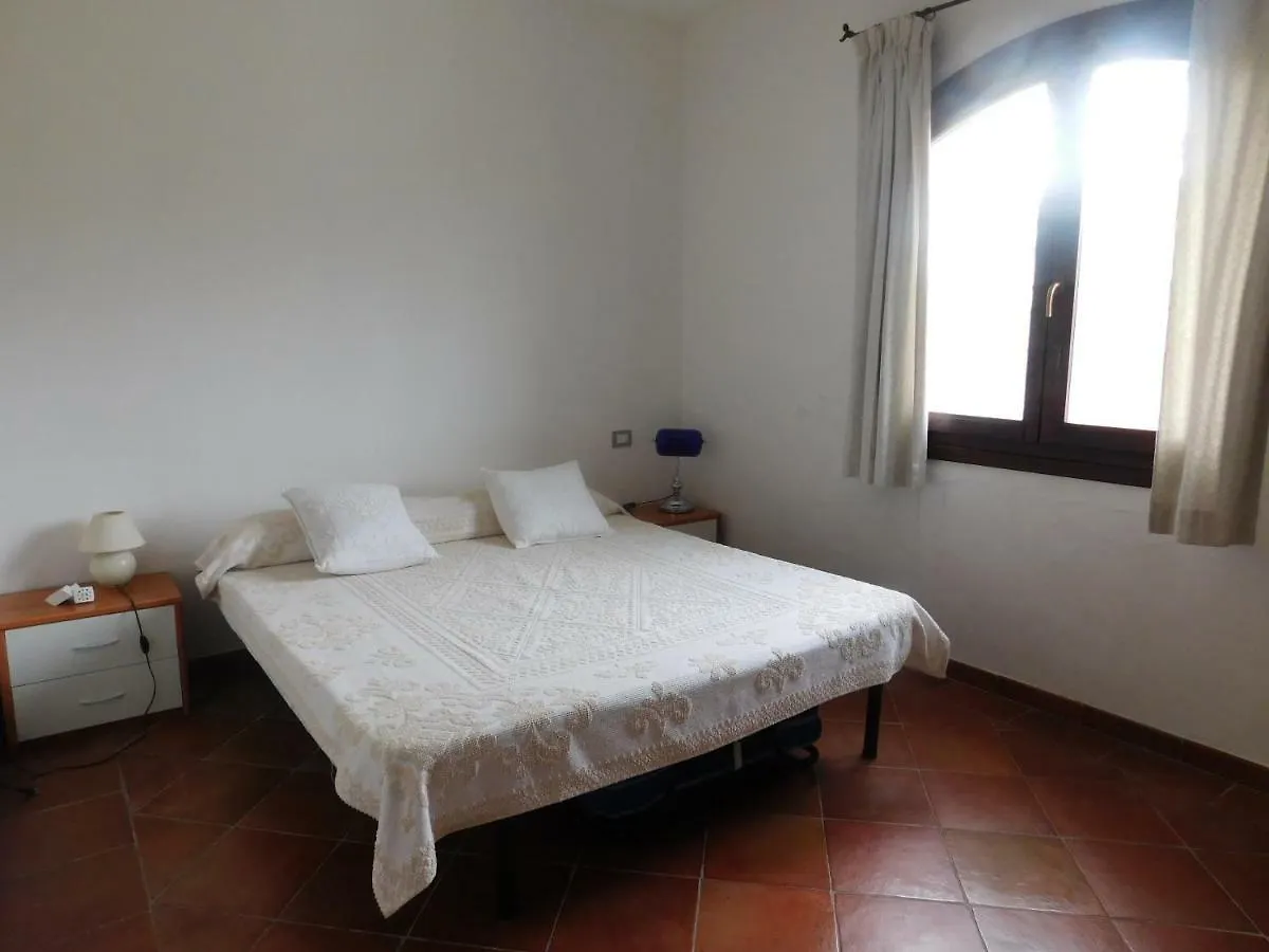La Casa Della Tartaruga Villa San Pantaleo Holiday home