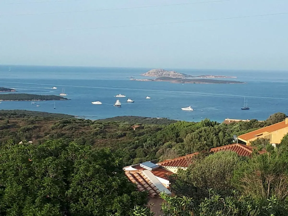La Casa Della Tartaruga Villa San Pantaleo Italy
